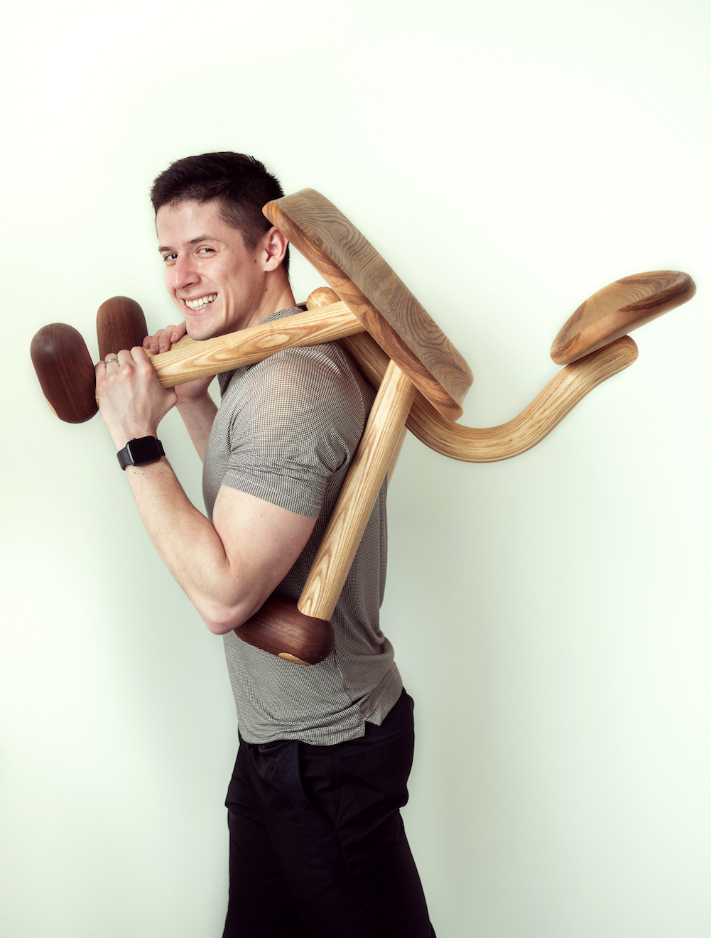 Mora Medina with Walky chair