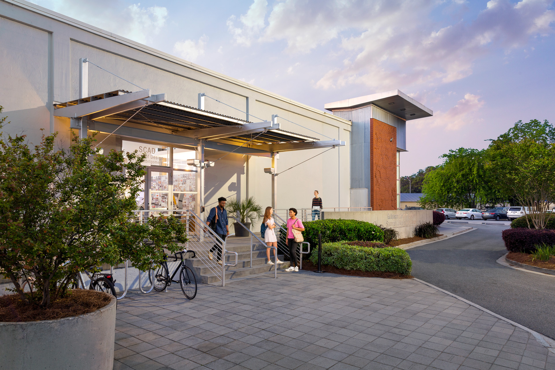  industrial design and UX design at SCAD