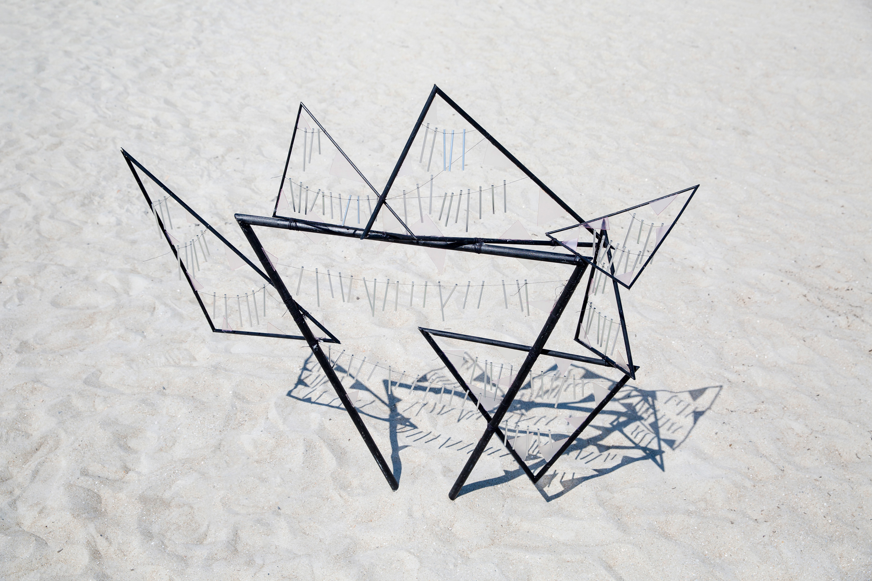 Wind sculpture composed of triangles