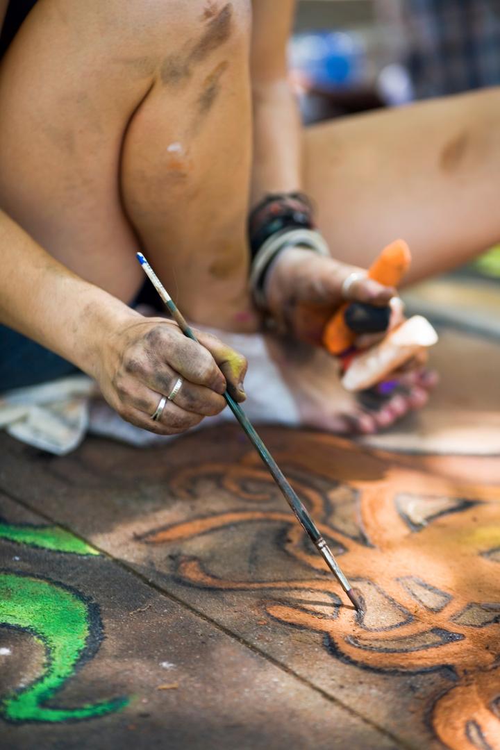 87331Sidewalk Arts Festival