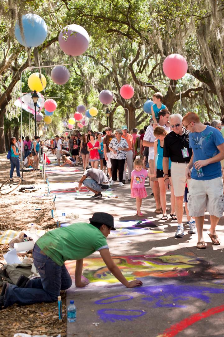 87331Sidewalk Arts Festival