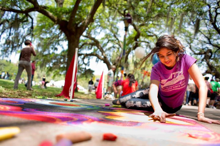 87331Sidewalk Arts Festival