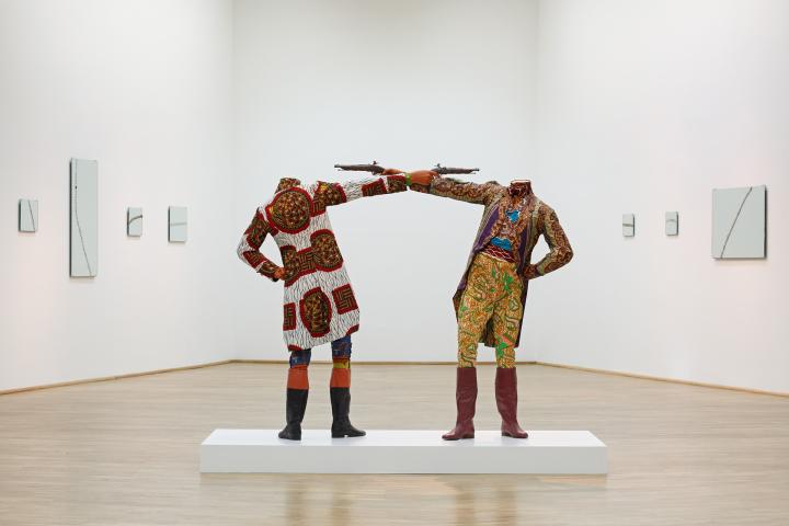 96761Yinka Shonibare, How to Blow Up Two Heads at Once (Gentlemen), 2006