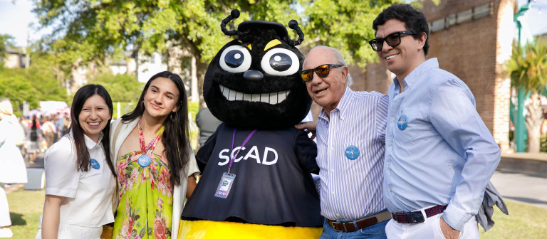 Families at Savannah SCAD Day with Art T. Bee