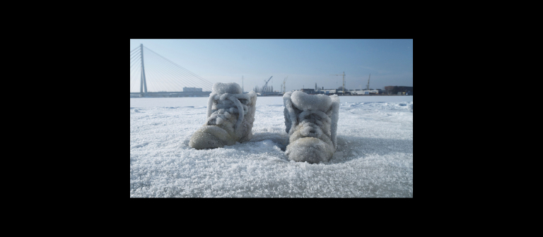 Sigalit Landau, "Salted Lake," HD video, 2011. 