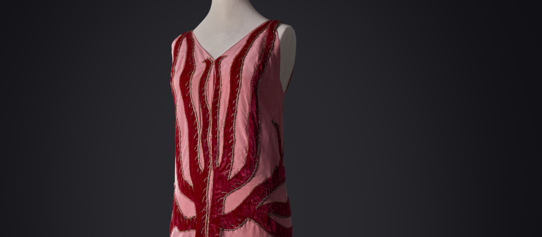 SCADFASH flame dress side