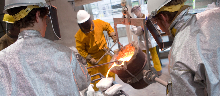 Pouring bronze in ACA Sculpture Studio