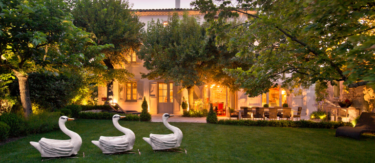 Acorn Cottage exterior lawn, SCAD Lacoste