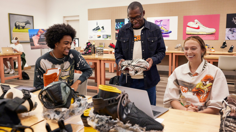 SCAD students work with sneaker design mentor Jacques Slade