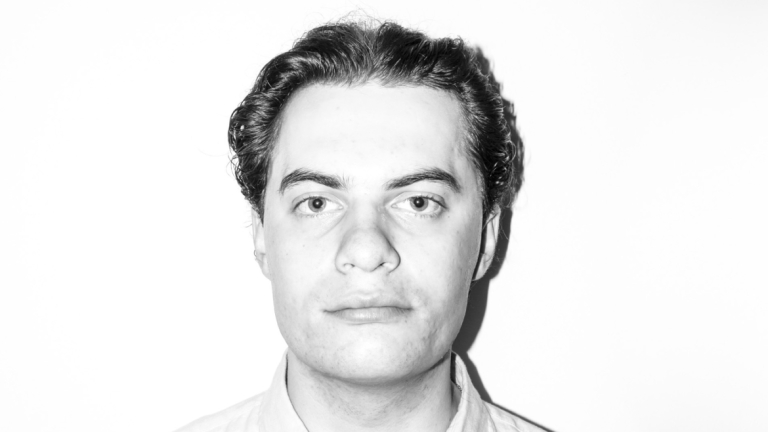 Jonas Smith headshot