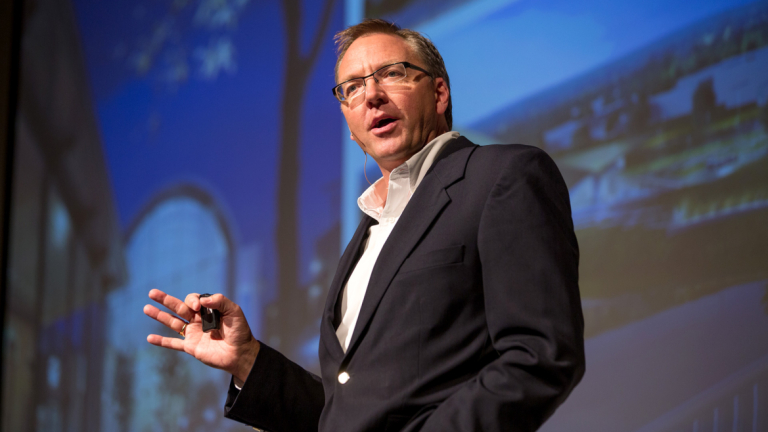 Building arts lecturer Timothy Mansfield speaking at SCAD
