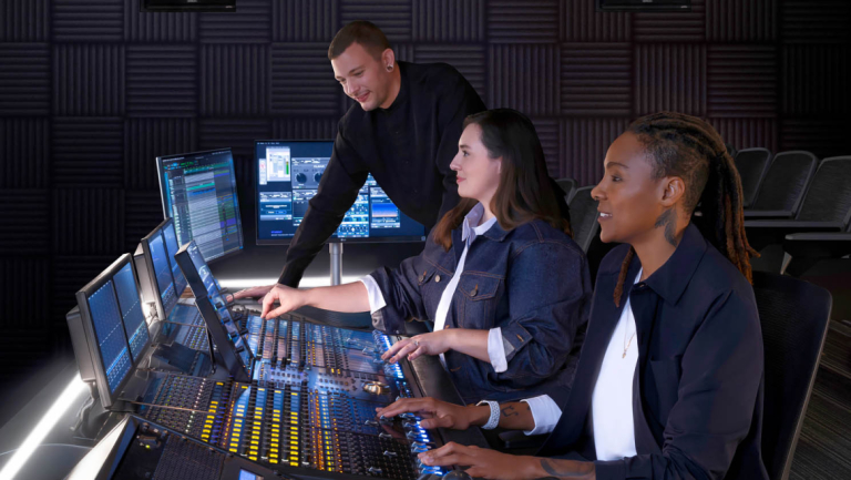 Sound design students working with alumni Matt Yocum.