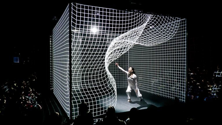 A performance of Hakanai