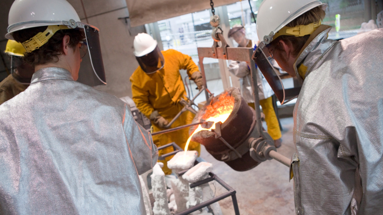 Pouring bronze in ACA Sculpture Studio