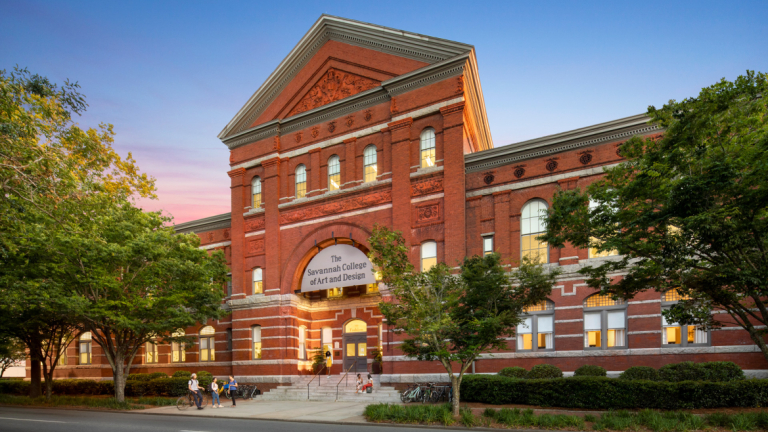 Daily tours SCAD