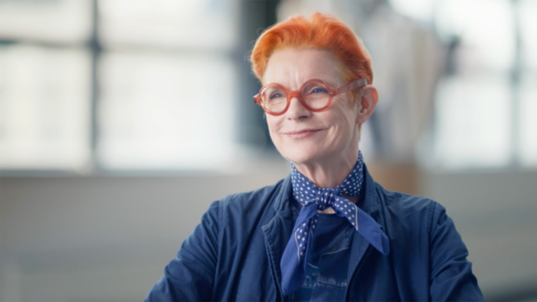 play sandy powell video