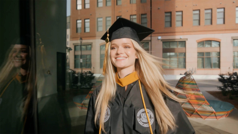 play Jackie Maciuszek video