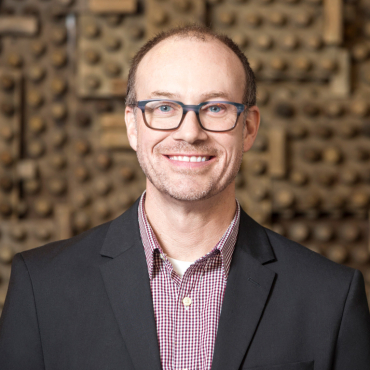 Carl Linstrum - استاد profile picture
