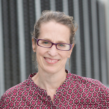 Susan Falls - استاد profile picture