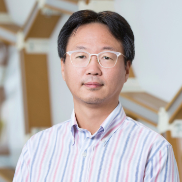 Hongsock Lee
