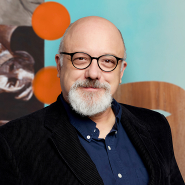 John Cummins - استاد profile picture