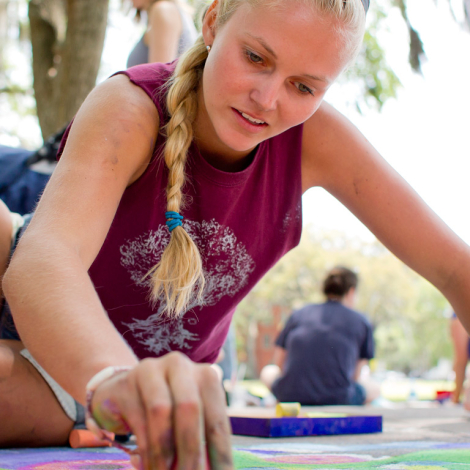 87331Sidewalk Arts Festival