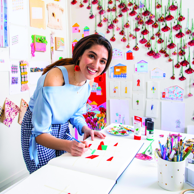 Fibers student working in the studio