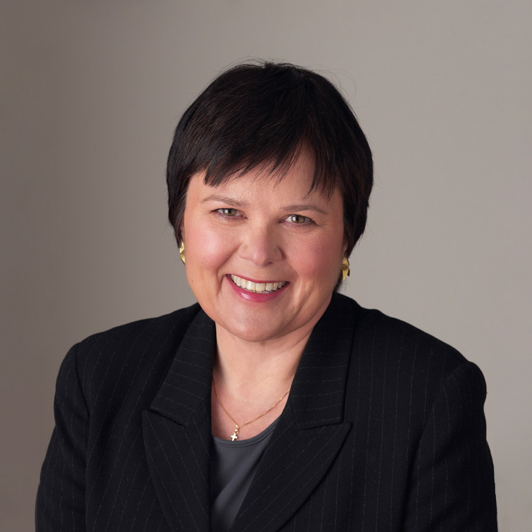 Kate Newlin, Guests and Gusto