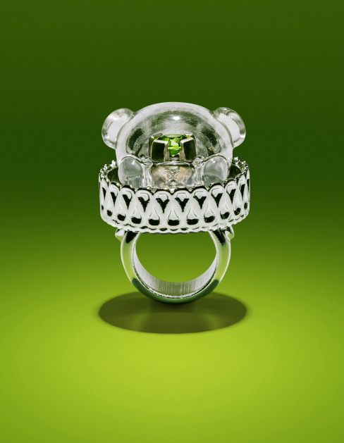 Ring by jewelry student Qianying Zhu